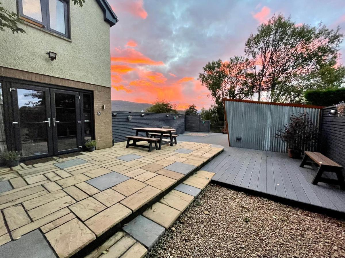 Stylish, Central Studio With Kitchen & Large Deck Fort William Eksteriør bilde